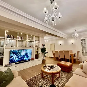 Appartamento House, Tirana